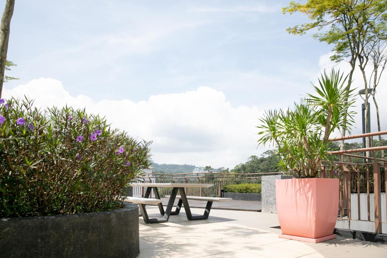 Garden Suite@Midhill Genting Highlands Exteriör bild